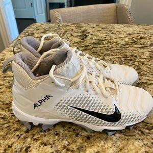 Nike Alpha Menace Football Cleats
